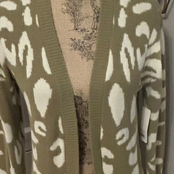 Hem and Thread open front cardigan sweater animal print Olive Green size S NEW - Picture 2 of 8